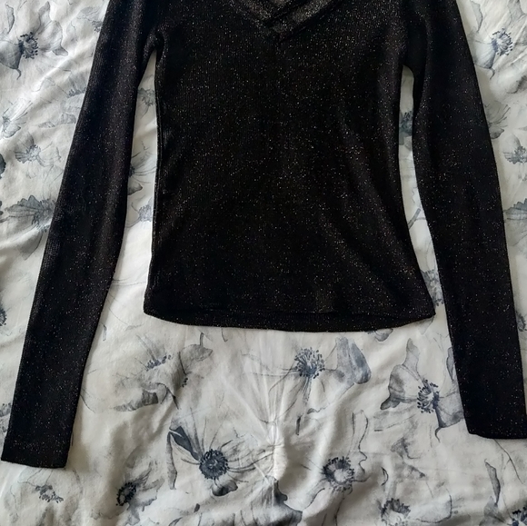 Black glitter full sleeve blouse - Picture 8 of 10